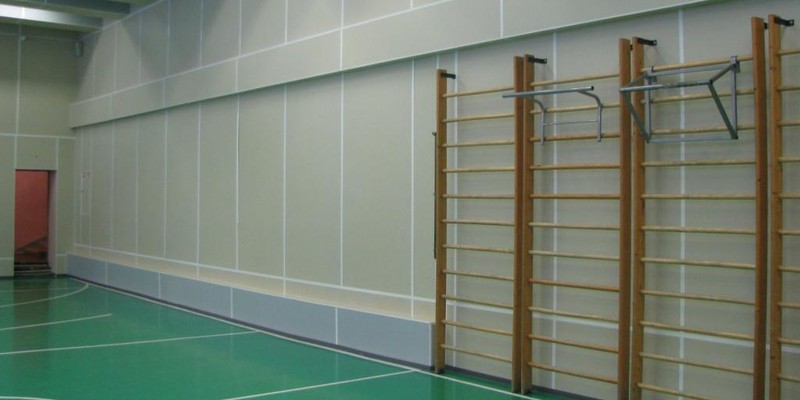 Применение негорючей отделки в Спортивный зал школы г. Норильск